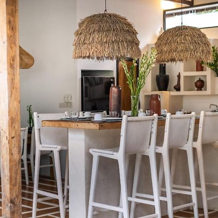 Villa Yogi Surf 3 Canggu Buitenkant foto